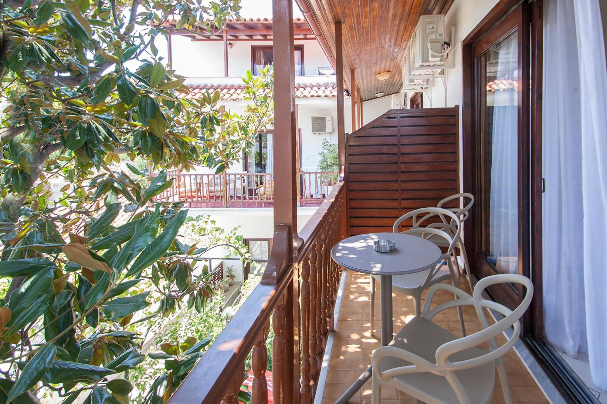 Chrissomalli Sofia Studios Skiathos stad Exteriör bild