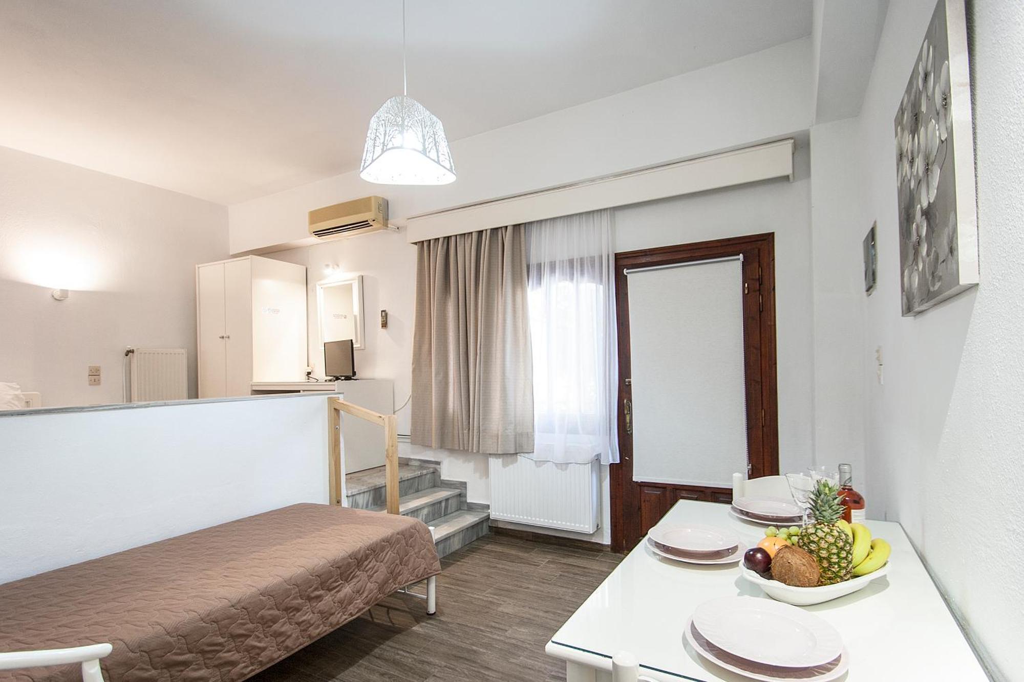 Chrissomalli Sofia Studios Skiathos stad Exteriör bild