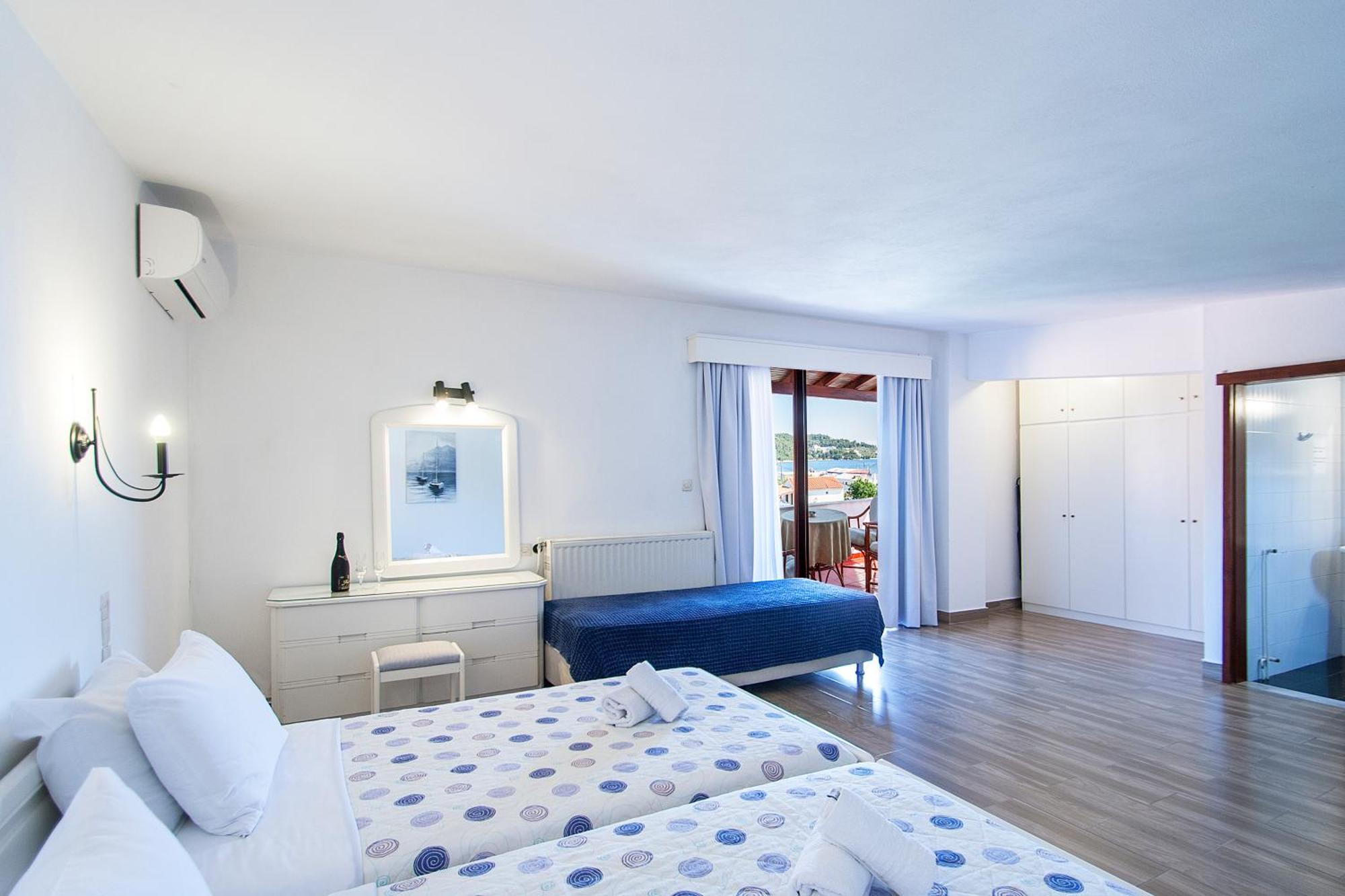 Chrissomalli Sofia Studios Skiathos stad Exteriör bild