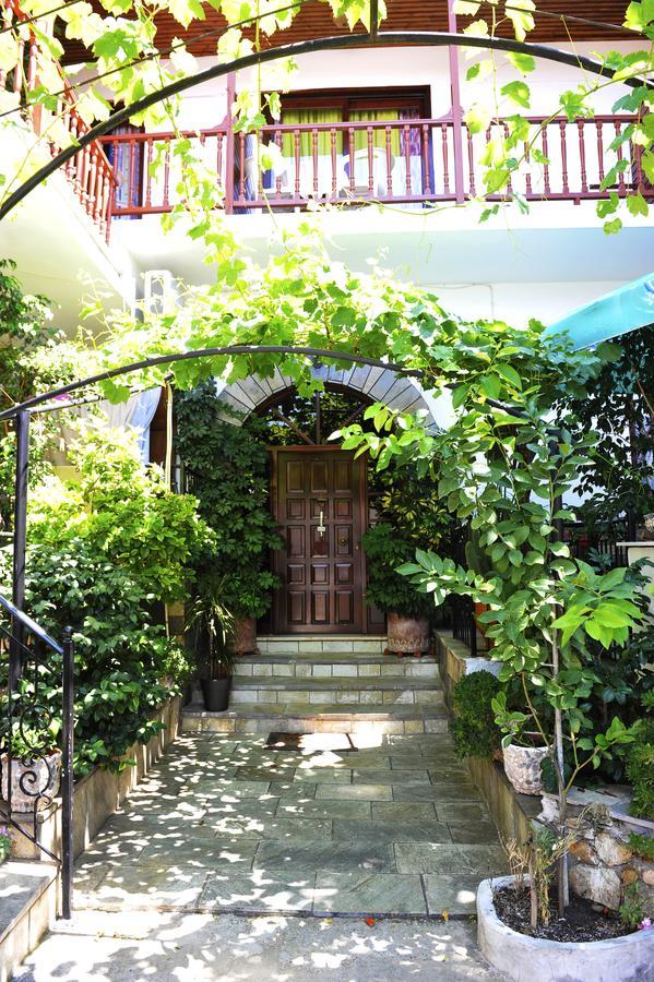 Chrissomalli Sofia Studios Skiathos stad Exteriör bild