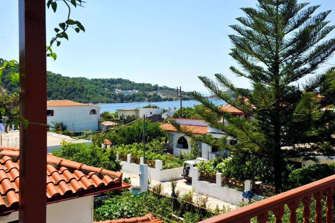 Chrissomalli Sofia Studios Skiathos stad Exteriör bild